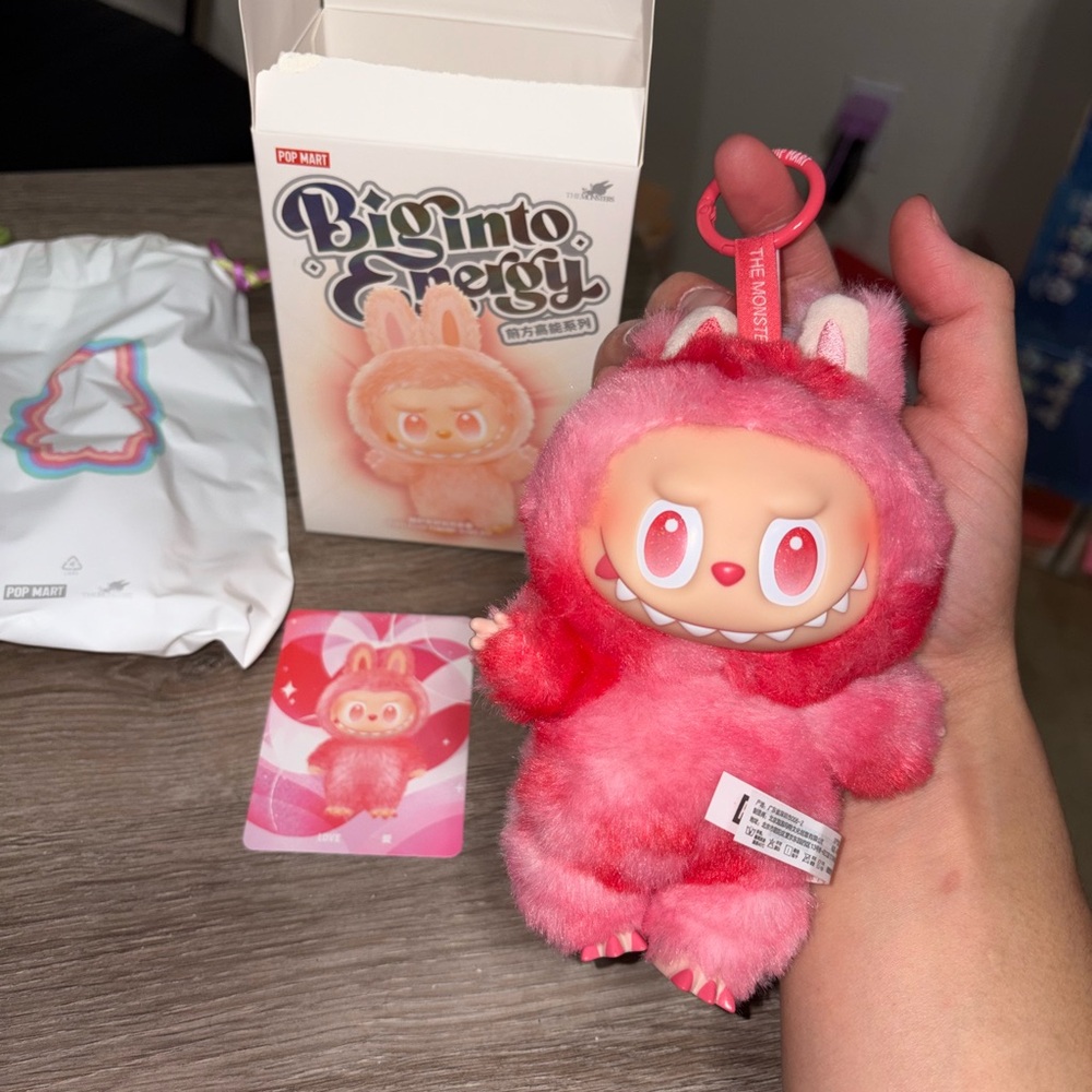 AUTHENTIC POP MART Labubu The Monsters Big into Energy Plush Pendant - Love